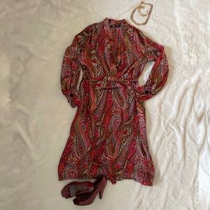 New dress perfect condition,used just 2times. The size is XS but Fits S.